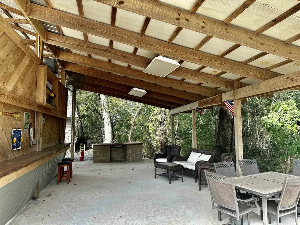 3060 Catfish Lane Crump TN 38327