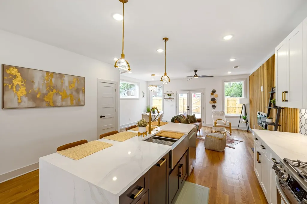 1618 11th Ave, N Nashville TN 37208