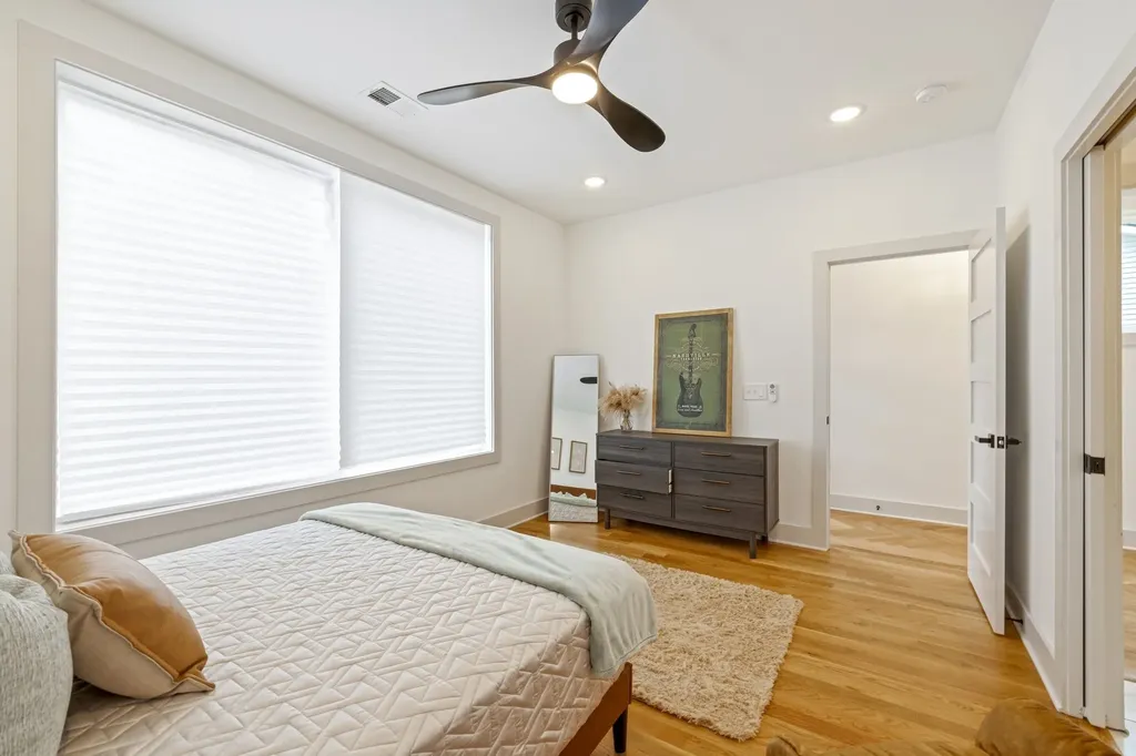 1618 11th Ave, N Nashville TN 37208