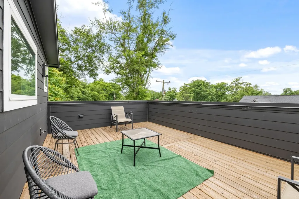 1618 11th Ave, N Nashville TN 37208