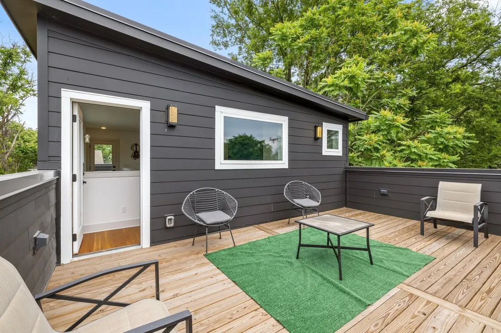 1618 11th Ave, N Nashville TN 37208