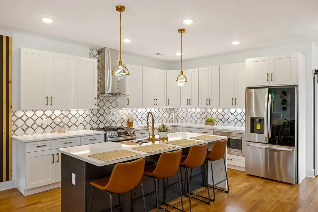 1618 11th Ave, N Nashville TN 37208