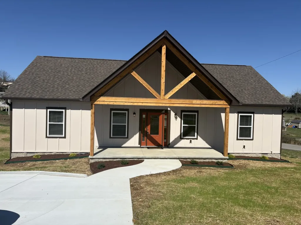 2199 Fincher Drive Westmoreland TN 37186