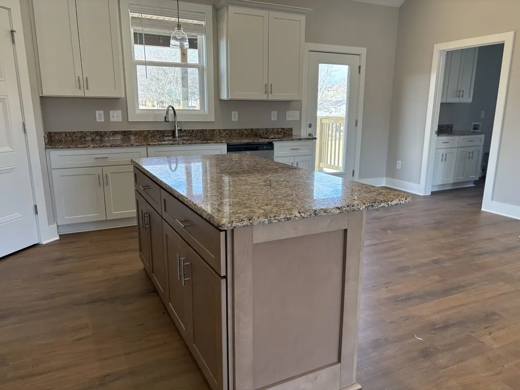 2199 Fincher Drive Westmoreland TN 37186