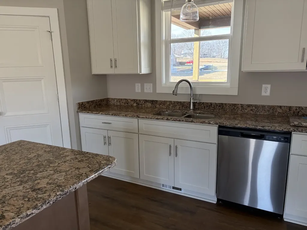 2199 Fincher Drive Westmoreland TN 37186