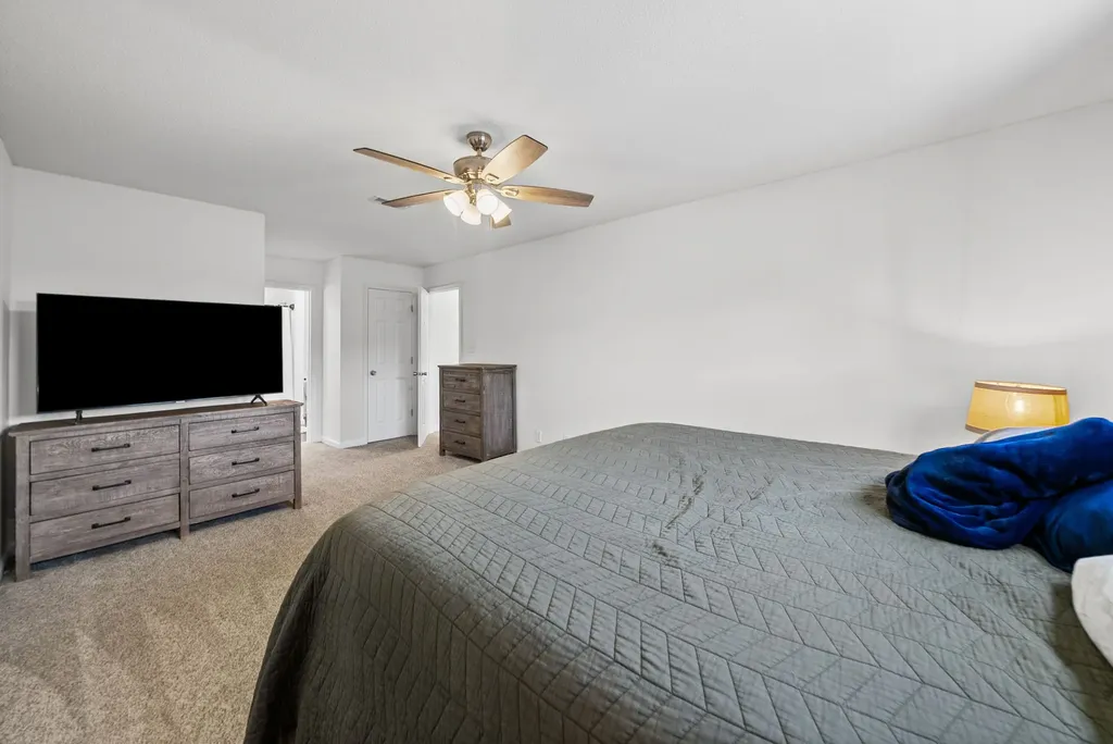 100 Bramshaw Court Clarksville TN 37042