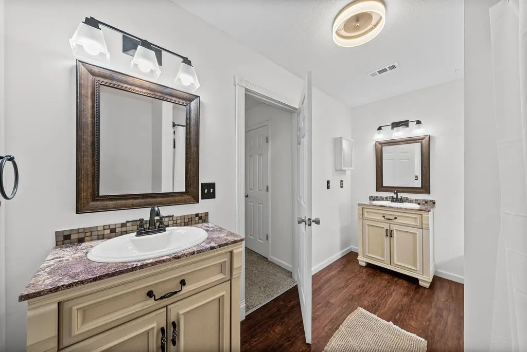 100 Bramshaw Court Clarksville TN 37042