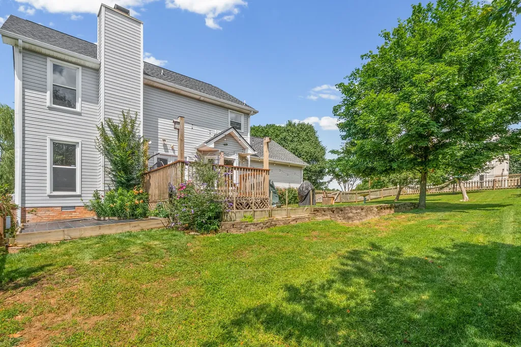 100 Bramshaw Court Clarksville TN 37042