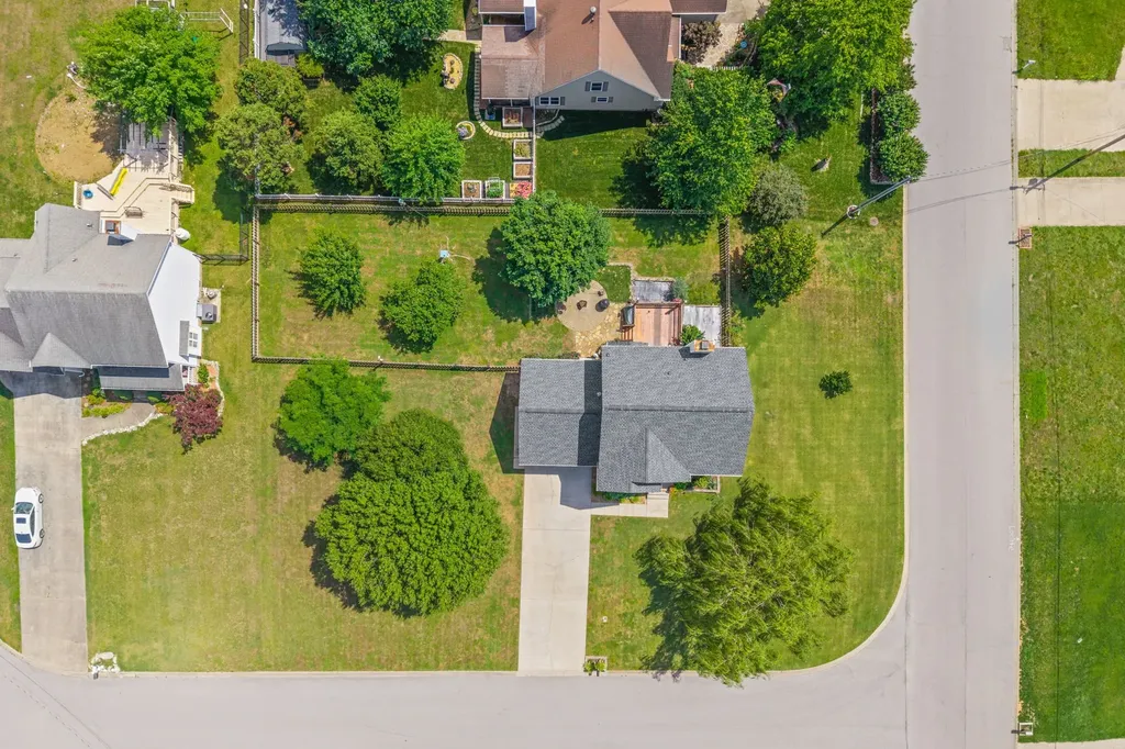 100 Bramshaw Court Clarksville TN 37042