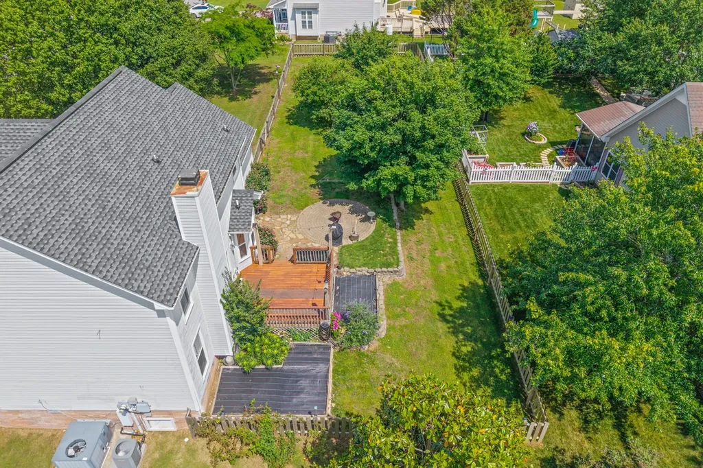 100 Bramshaw Court Clarksville TN 37042