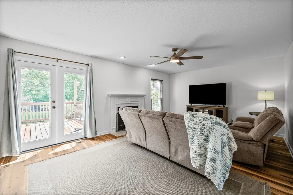 100 Bramshaw Court Clarksville TN 37042