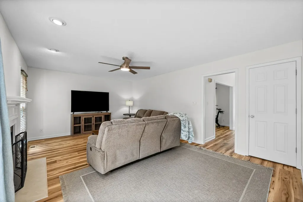 100 Bramshaw Court Clarksville TN 37042