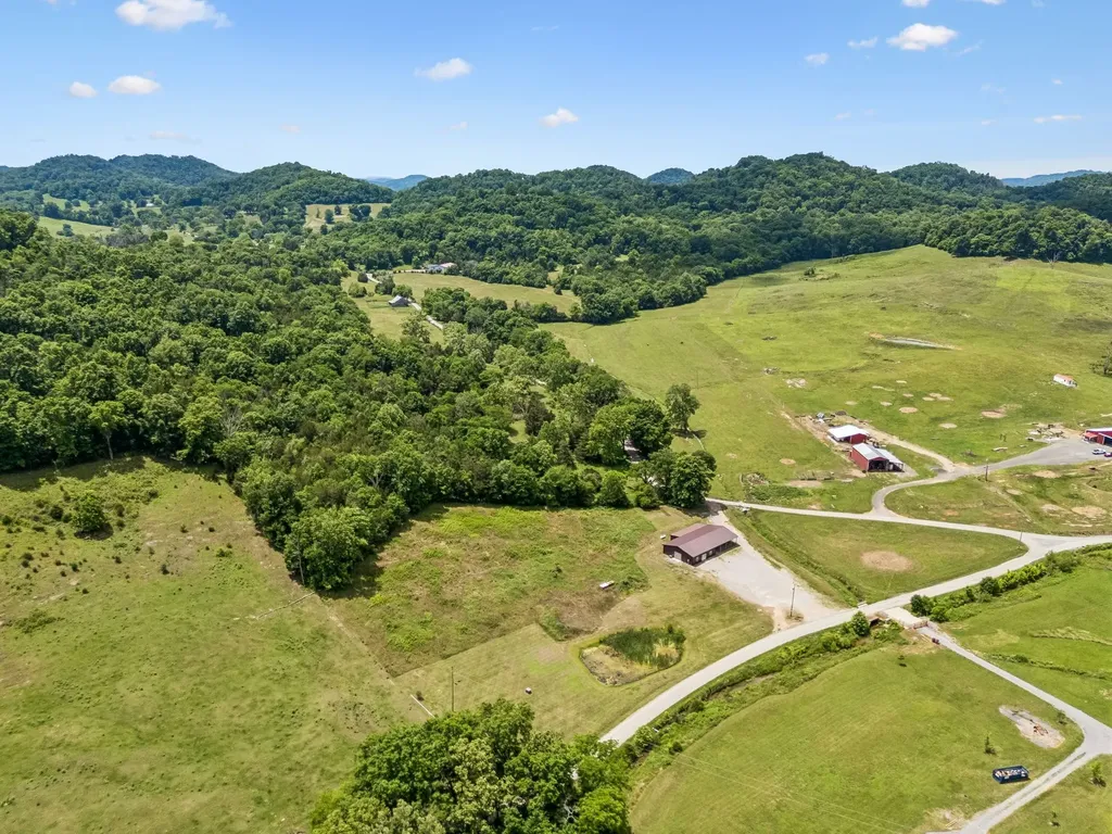 769 Echo Road Hartsville TN 37074