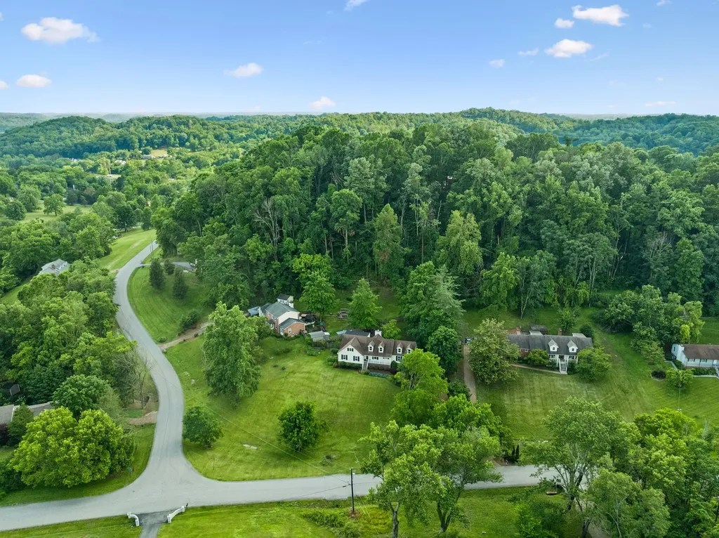 1119 Deer Lake Road Franklin TN 37069