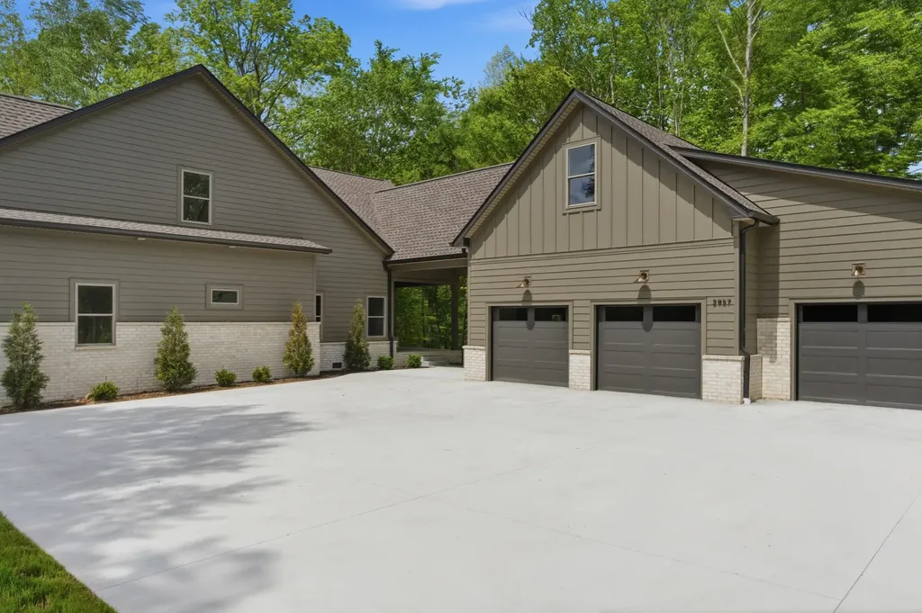 2949 Pace Road Clarksville TN 37043