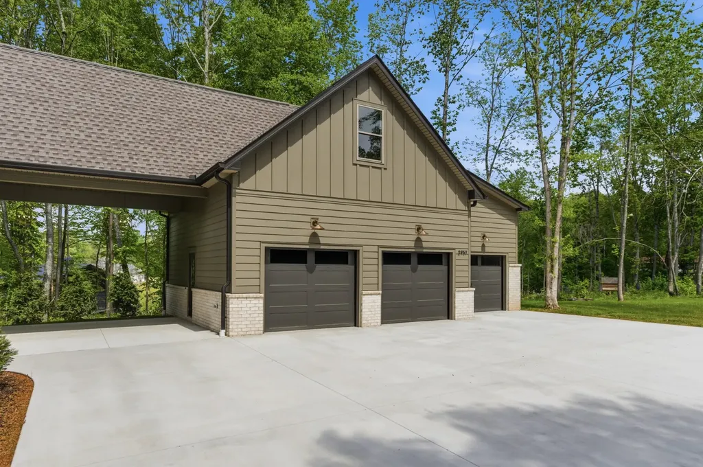 2949 Pace Road Clarksville TN 37043