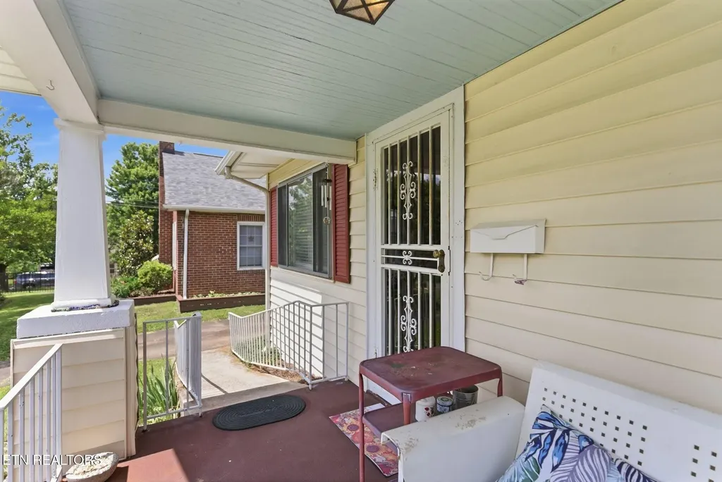3320 Monmouth Street Knoxville TN 37917