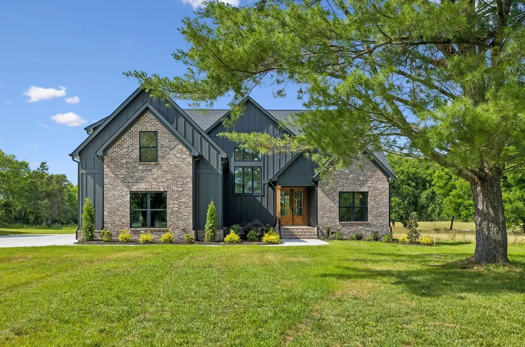 2418 River Road Murfreesboro TN 37129