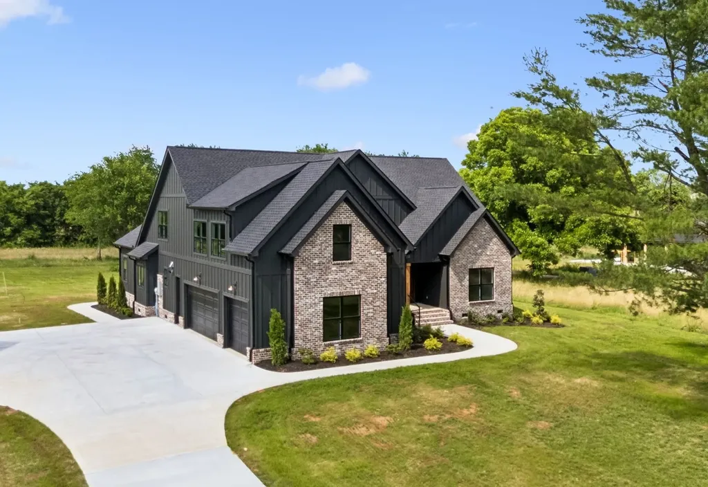 2418 River Road Murfreesboro TN 37129