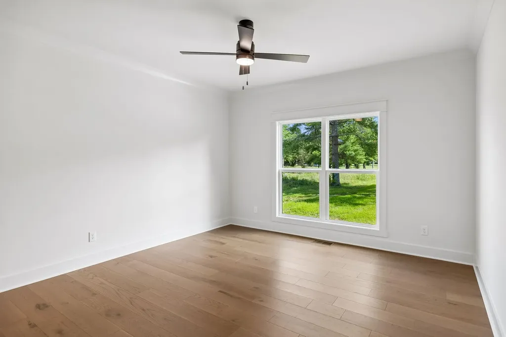 2418 River Road Murfreesboro TN 37129