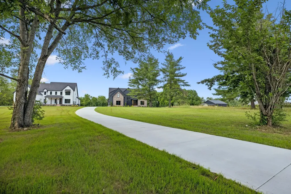 2418 River Road Murfreesboro TN 37129