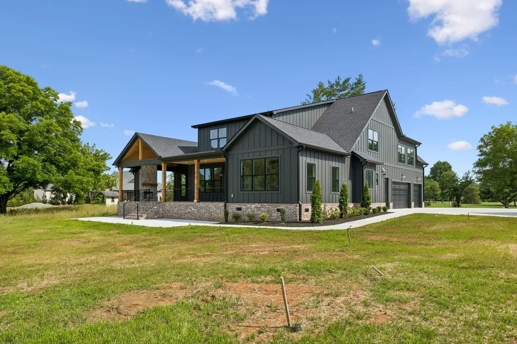 2418 River Road Murfreesboro TN 37129