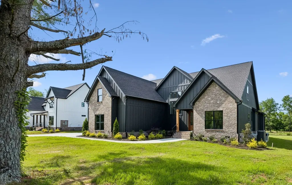 2418 River Road Murfreesboro TN 37129