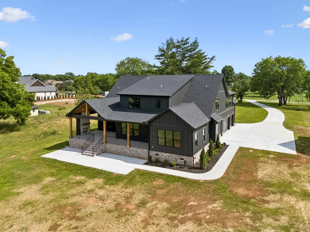 2418 River Road Murfreesboro TN 37129