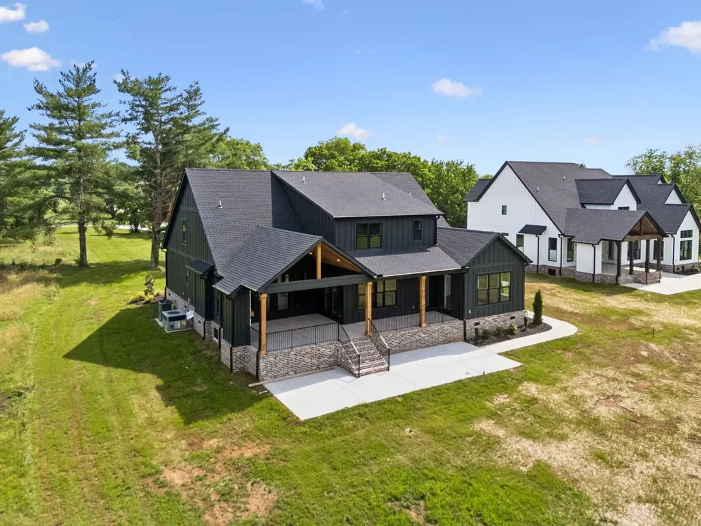 2418 River Road Murfreesboro TN 37129