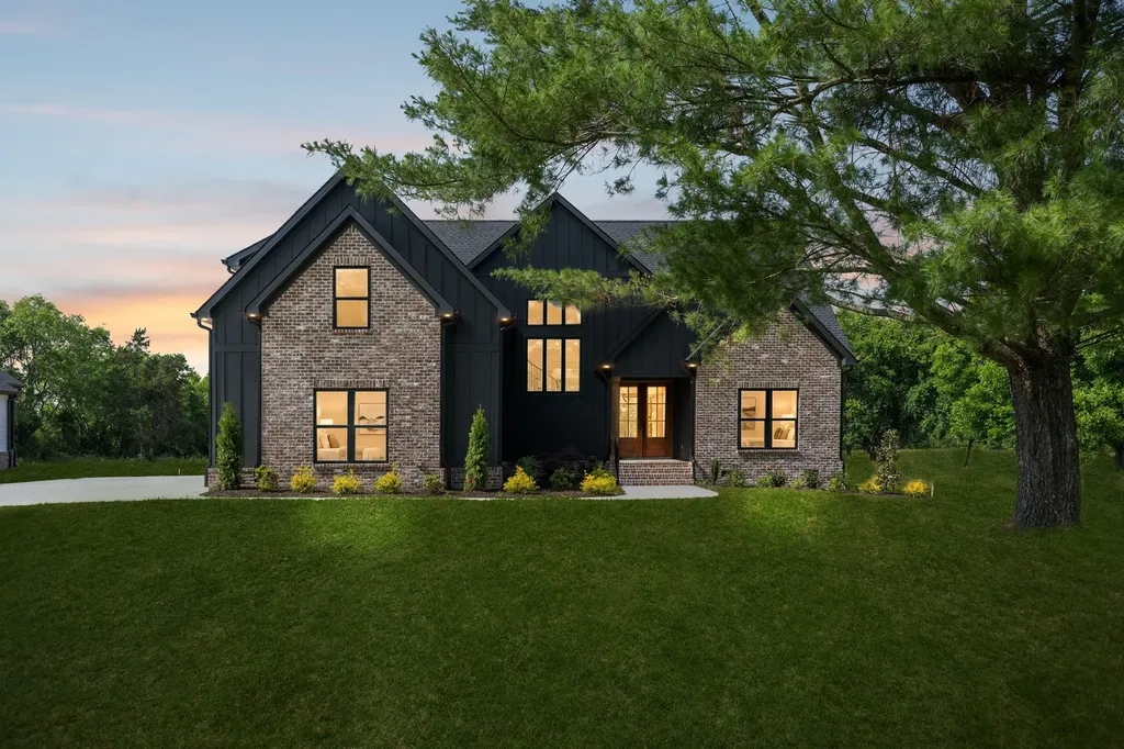 2418 River Road Murfreesboro TN 37129