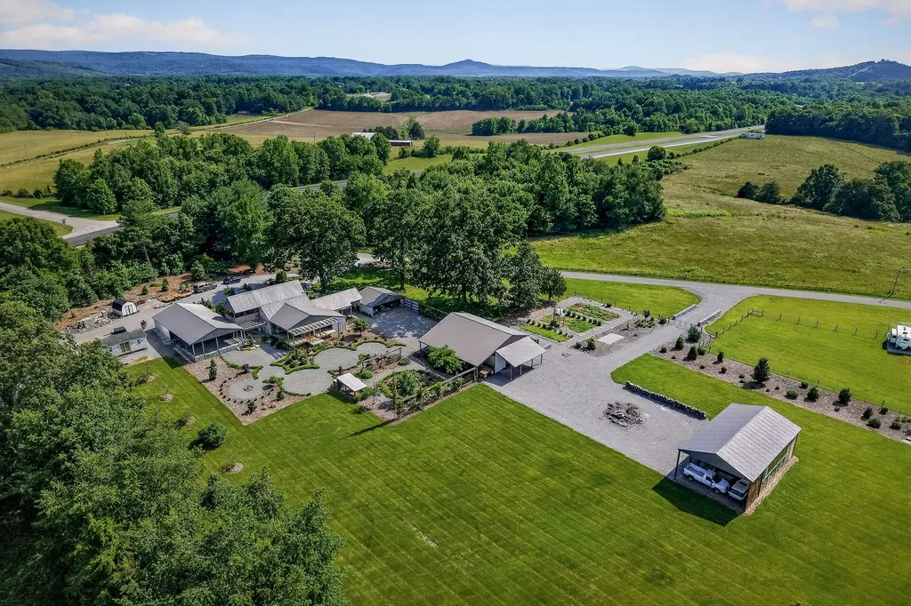 495 Worley Road Doyle TN 38559