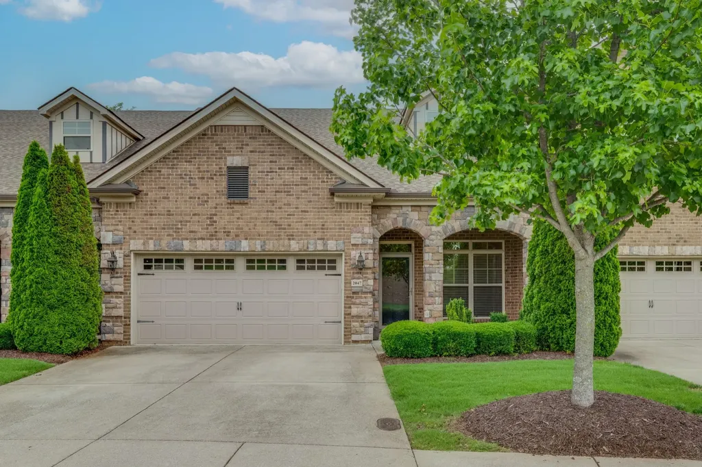 2047 Herring Crossing Murfreesboro TN 37130