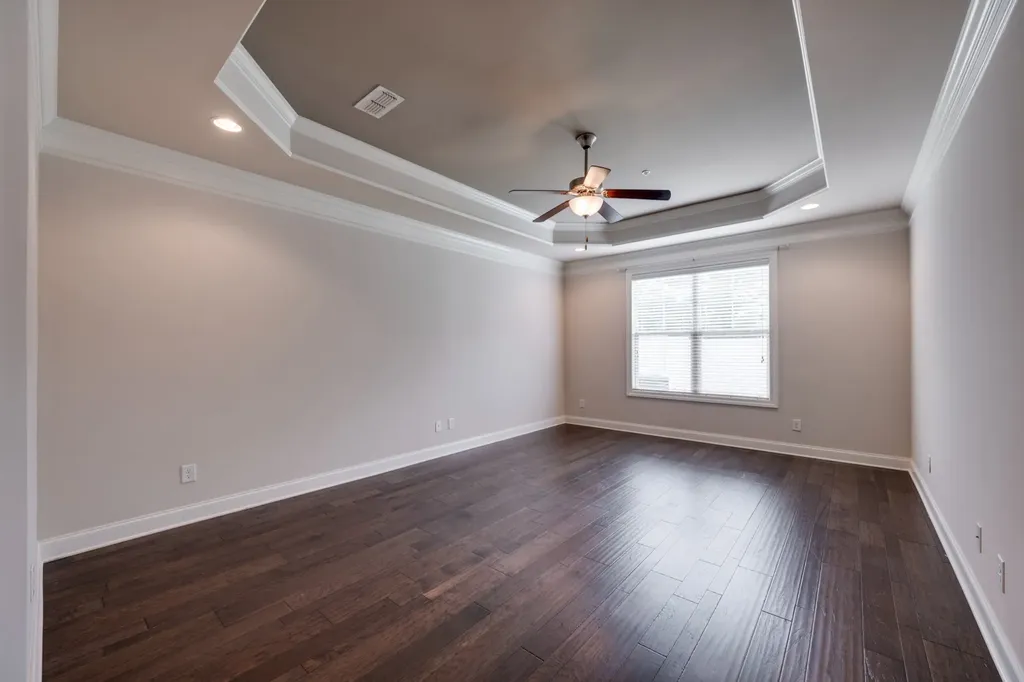 2047 Herring Crossing Murfreesboro TN 37130