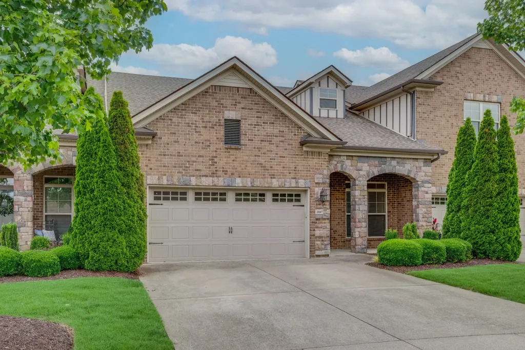 2047 Herring Crossing Murfreesboro TN 37130