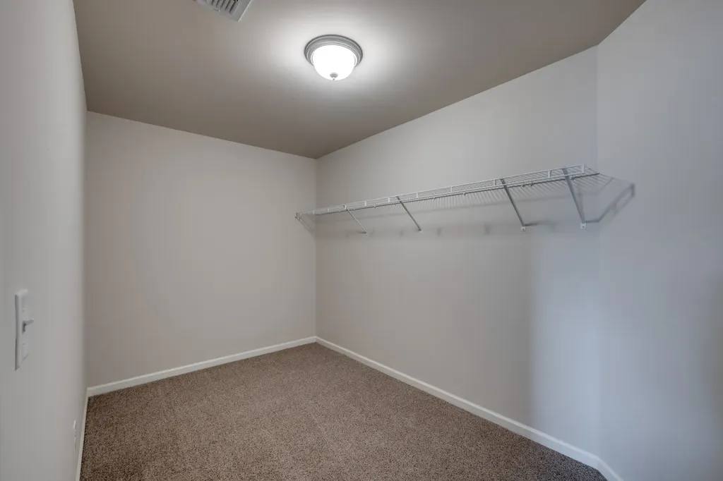 2047 Herring Crossing Murfreesboro TN 37130