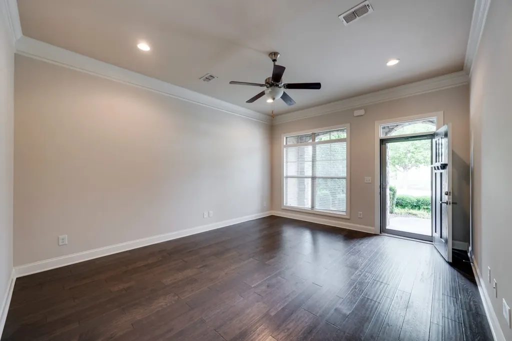 2047 Herring Crossing Murfreesboro TN 37130
