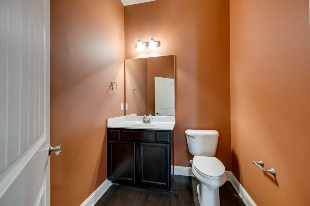 2047 Herring Crossing Murfreesboro TN 37130