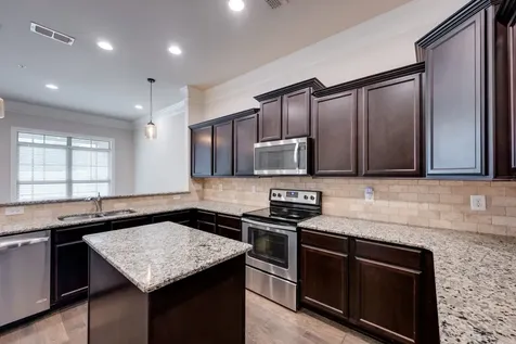 2047 Herring Crossing Murfreesboro TN 37130