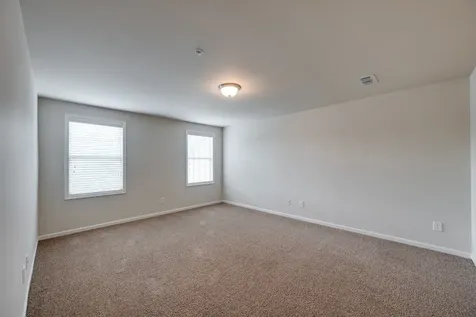 2047 Herring Crossing Murfreesboro TN 37130