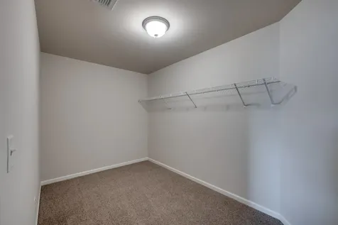 2047 Herring Crossing Murfreesboro TN 37130