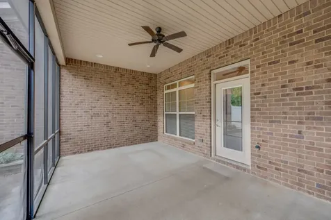 2047 Herring Crossing Murfreesboro TN 37130