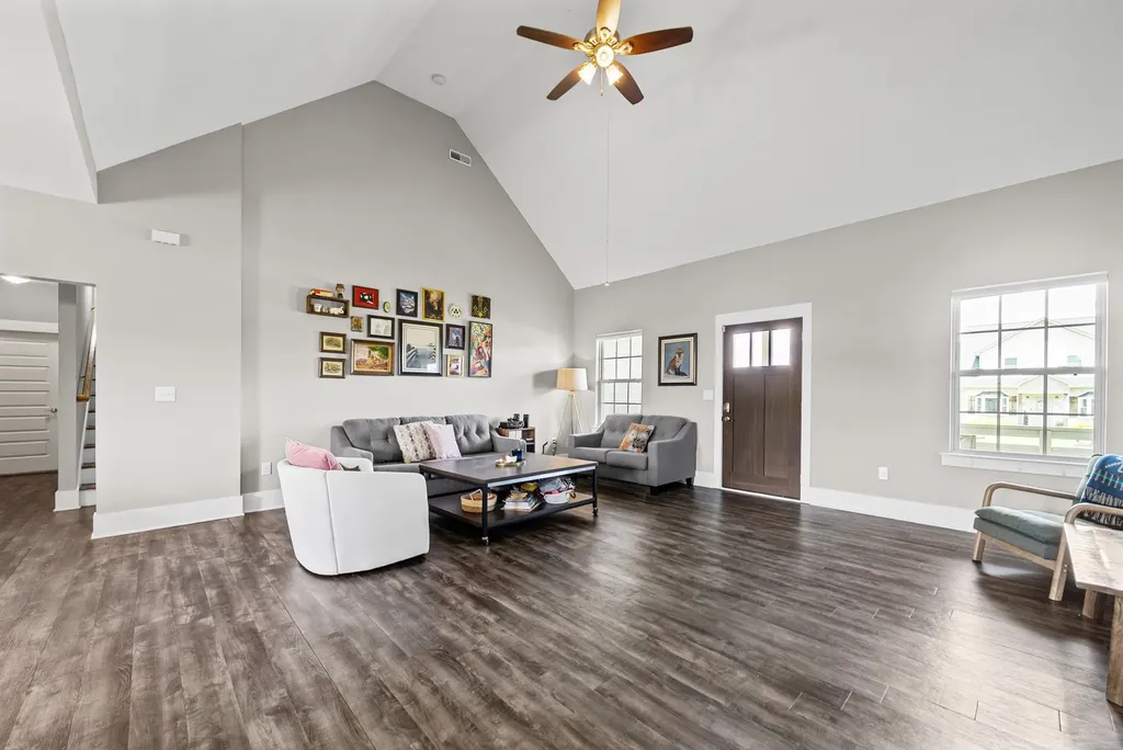 1010 Tulip Drive Ashland City TN 37015