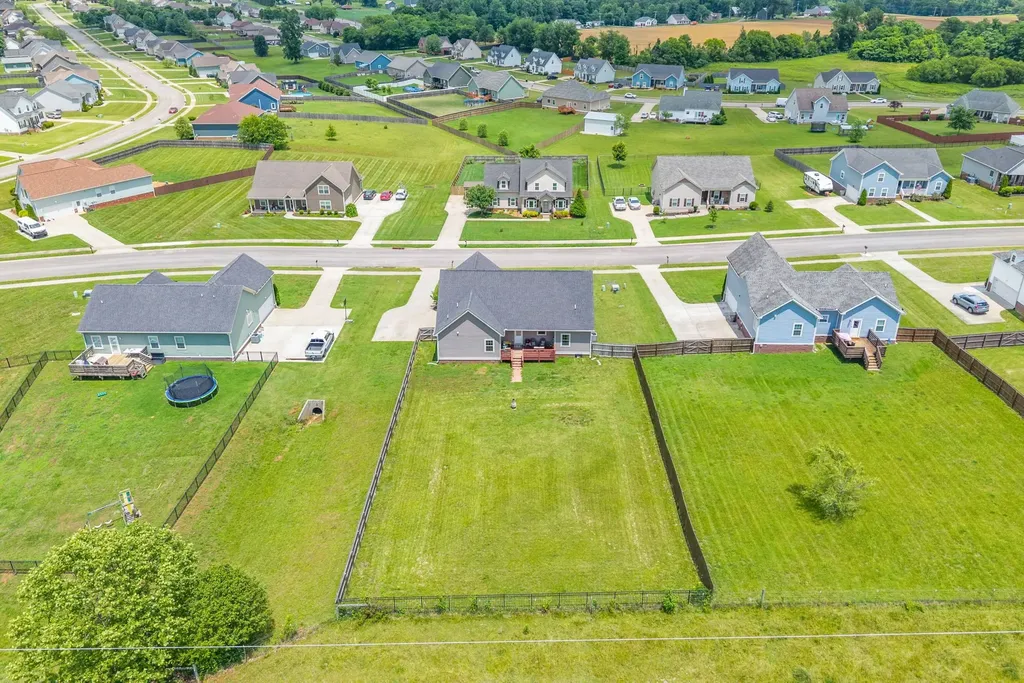 1010 Tulip Drive Ashland City TN 37015