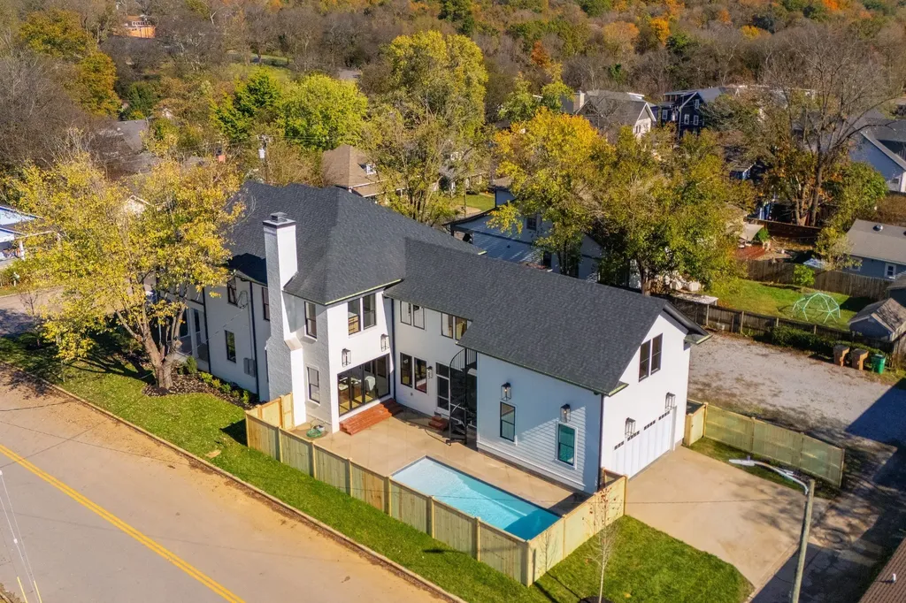 1900 Eastside Avenue Nashville TN 37206