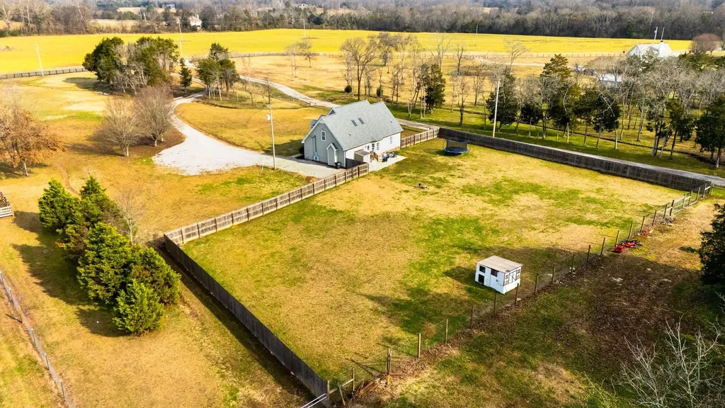 1993 Egypt Road Chapel Hill TN 37034