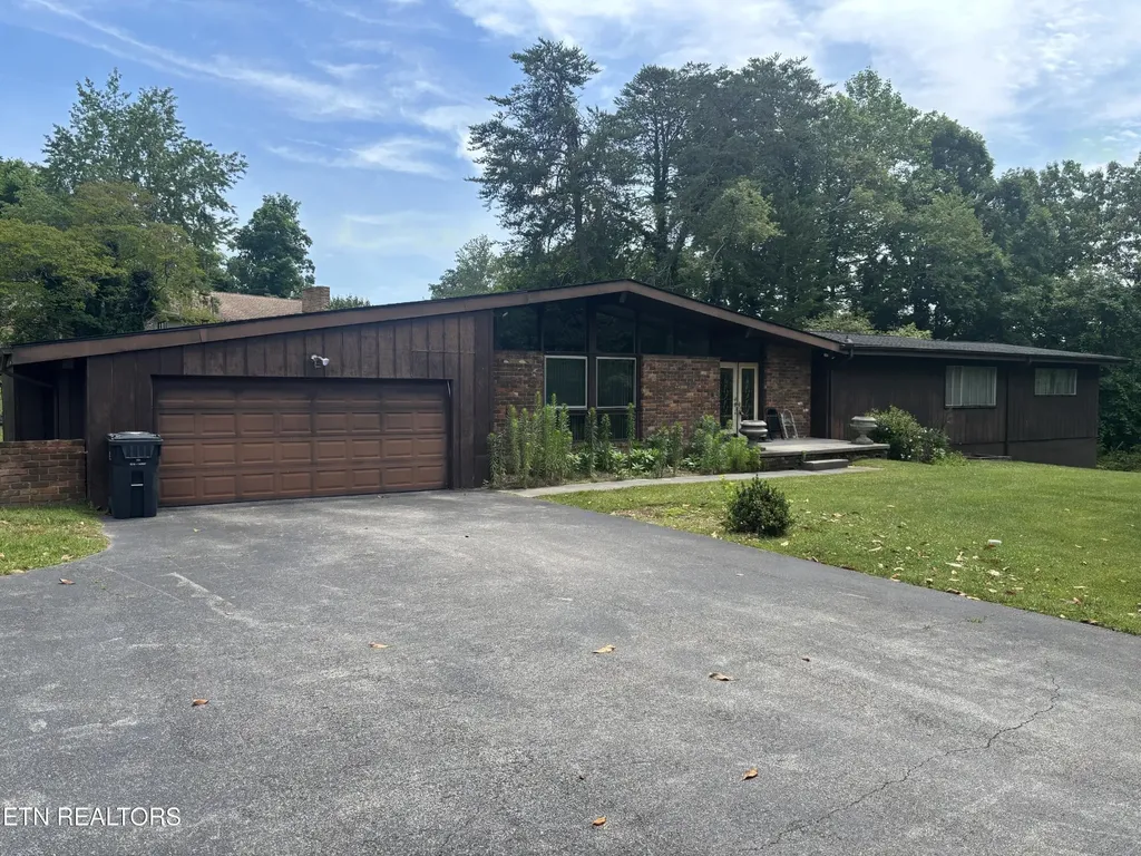 7121 Stone Mill Drive Knoxville TN 37919