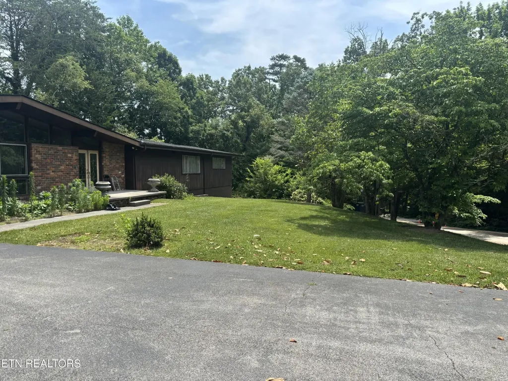 7121 Stone Mill Drive Knoxville TN 37919