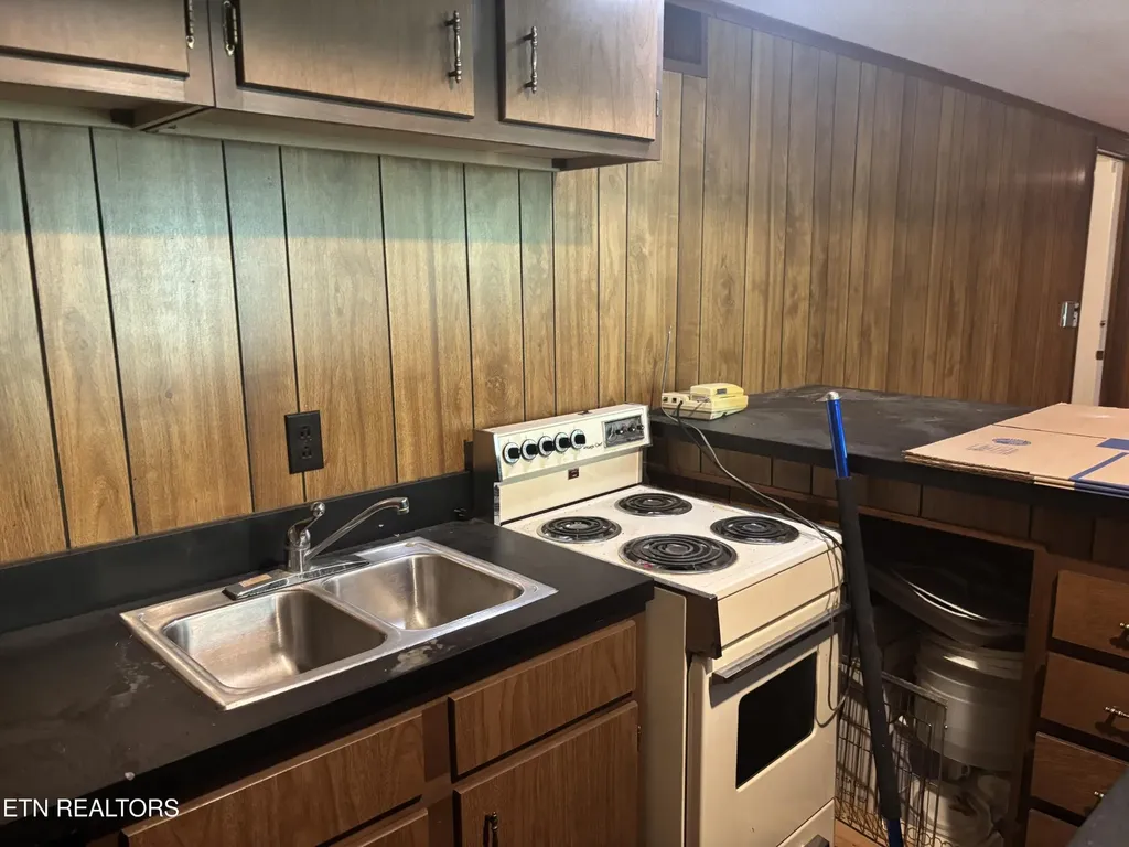 7121 Stone Mill Drive Knoxville TN 37919