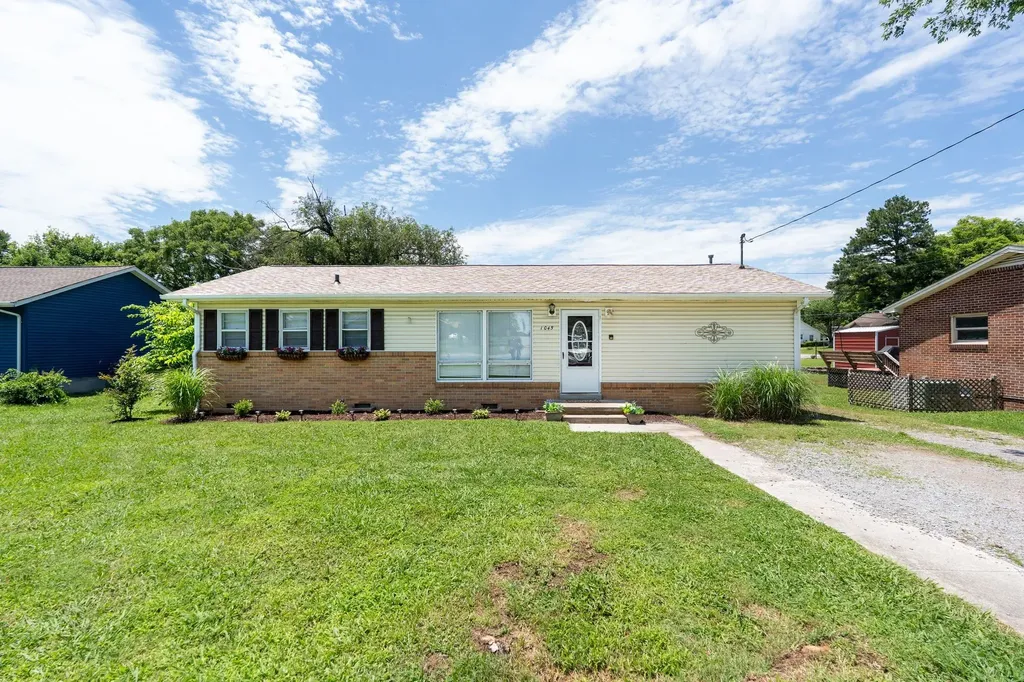 1045 Fairfield Pike Shelbyville TN 37160