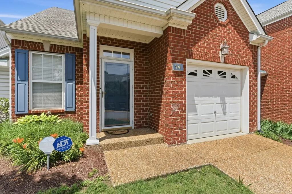 14 Fawn Creek Pass Nashville TN 37214